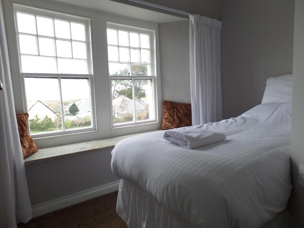 Bossiney House Hotel 廷塔杰尔 外观 照片